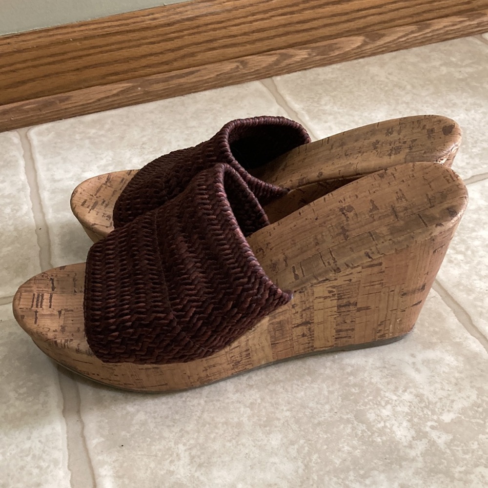 Wedges - Picture 3 of 7